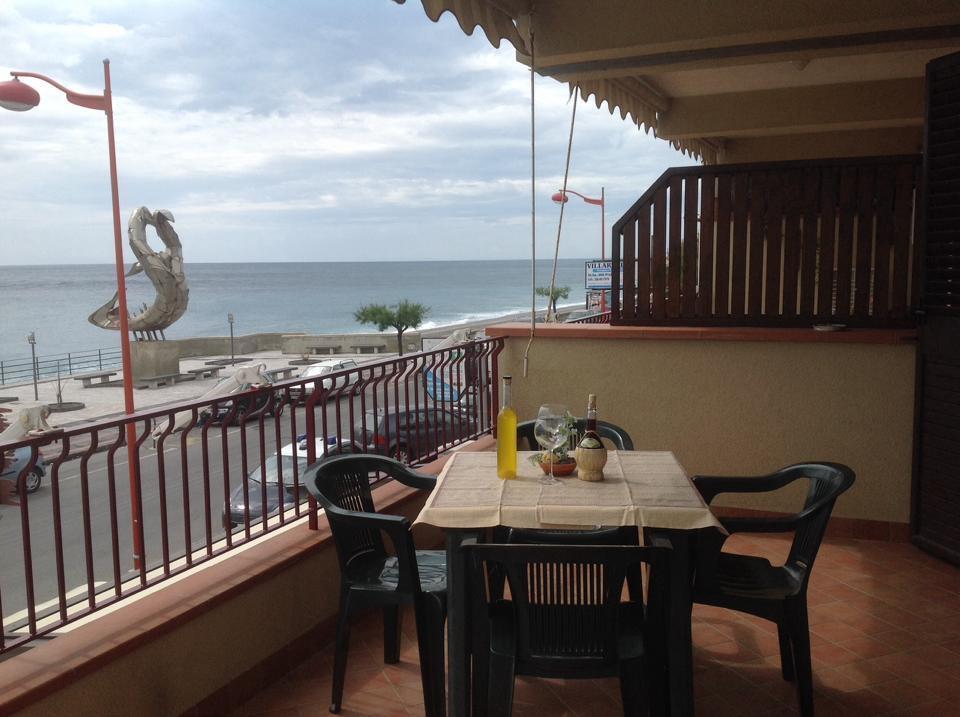 B&B La Sirena Santa Teresa Di Riva Eksteriør billede
