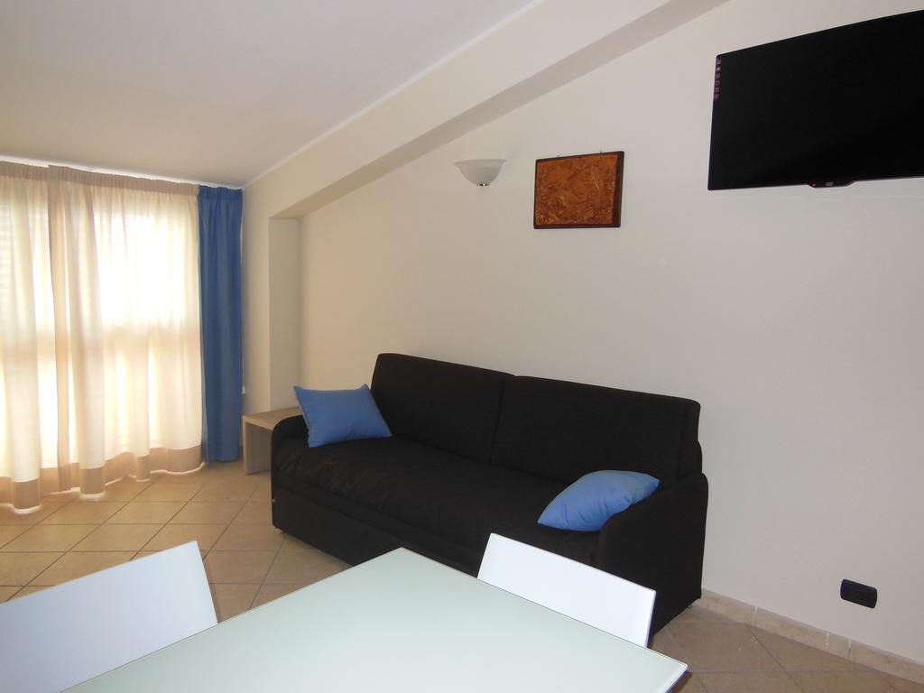 B&B La Sirena Santa Teresa Di Riva Værelse billede