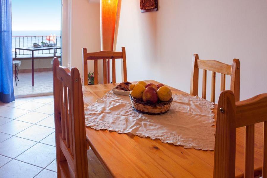 B&B La Sirena Santa Teresa Di Riva Eksteriør billede